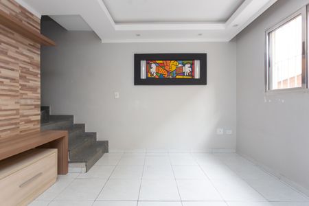 Casa de condomínio à venda com 75m², 2 quartos e 1 vagaSala