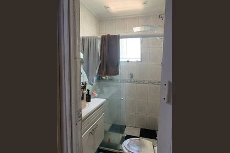 Banheiro de casa para alugar com 2 quartos, 177m² em Jardim São Marcos, Embu das Artes