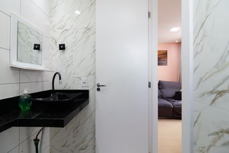 Apartamento para alugar com 41m², 2 quartos e sem vagaBanheiro