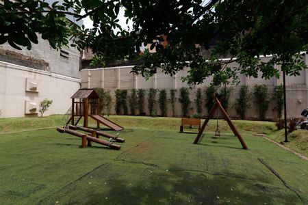 Apartamento para alugar com 41m², 2 quartos e sem vagaÁrea comum - Playground