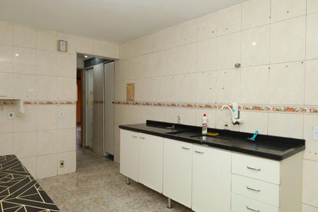 Casa para alugar com 250m², 2 quartos e 1 vagaCozinha