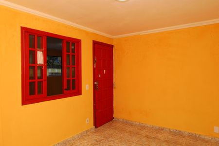 Sala de casa para alugar com 2 quartos, 250m² em Guaianases, São Paulo