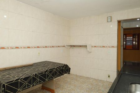 Casa para alugar com 250m², 2 quartos e 1 vagaCozinha
