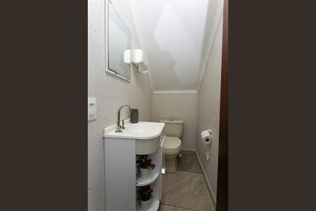 Casa à venda com 110m², 2 quartos e 2 vagas Casa à venda com 110m², 2 quartos e 2 vagasLavabo