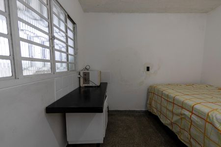 Quarto 2 de apartamento para alugar com 2 quartos, 42m² em Vila Pouso Alegre, Barueri