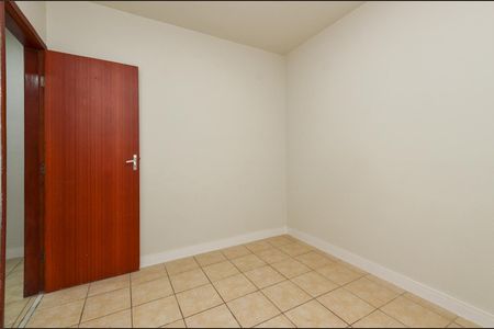 Quarto 1 de apartamento para alugar com 3 quartos, 77m² em Santa Efigênia, Belo Horizonte