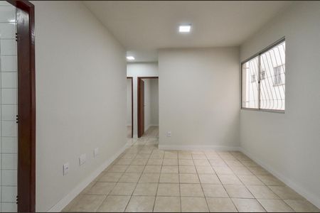 Sala Ambientes de apartamento para alugar com 3 quartos, 77m² em Santa Efigênia, Belo Horizonte
