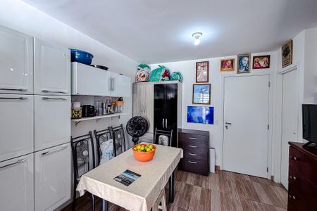 Studio à venda com 35m², 1 quarto e 1 vaga Studio à venda com 35m², 1 quarto e 1 vagaSala