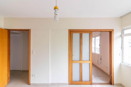 Apartamento para alugar com 100m², 2 quartos e 1 vagaSala