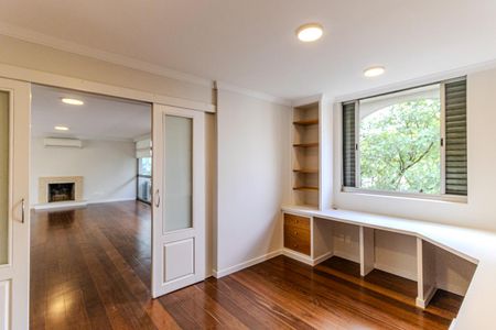Escritório de apartamento para alugar com 3 quartos, 228m² em Pompeia, São Paulo