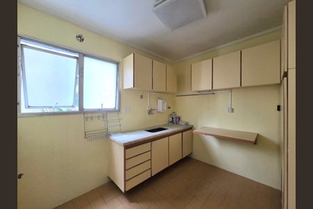 Apartamento para alugar com 69m², 2 quartos e 1 vagaCozinha