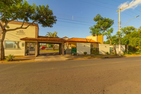 Casa de condomínio para alugar com 68m², 2 quartos e 2 vagasPortaria