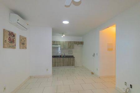 Casa de condomínio para alugar com 68m², 2 quartos e 2 vagasSala 