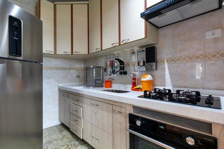 Apartamento à venda com 65m², 2 quartos e 1 vagaCozinha