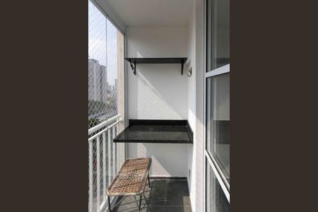 Apartamento à venda com 2 quartos, 64m² em Vila Lucia, São Paulo
