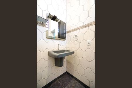 Casa para alugar com 155m², 4 quartos e 2 vagasBanheiro da suíte