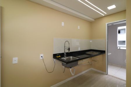 Cozinha de apartamento para alugar com 2 quartos, 45m² em Canhema, Diadema