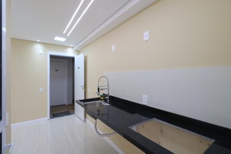 Cozinha de apartamento para alugar com 2 quartos, 45m² em Canhema, Diadema