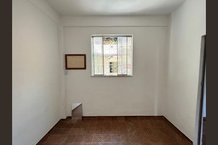 Quarto 1 de casa para alugar com 2 quartos, 72m² em Bento Ribeiro, Rio de Janeiro