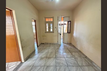 Sala de casa para alugar com 3 quartos, 82m² em Bento Ribeiro, Rio de Janeiro