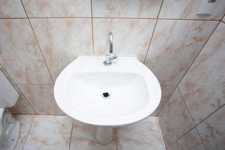 Banheiro de casa para alugar com 1 quarto, 30m² em Eldorado, Diadema