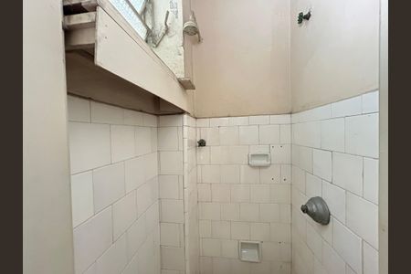 Apartamento para alugar com 50m², 2 quartos e sem vagaBanheiro de serviço