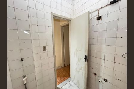 Apartamento para alugar com 50m², 2 quartos e sem vagaBanheiro