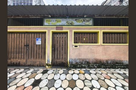 Casa para alugar com 240m², 5 quartos e 6 vagas