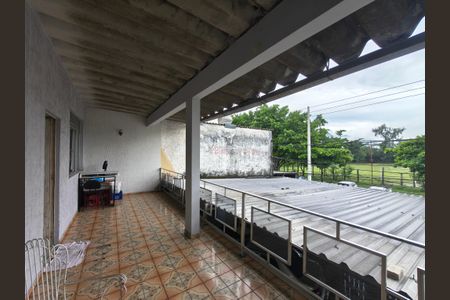 Casa para alugar com 240m², 5 quartos e 6 vagas