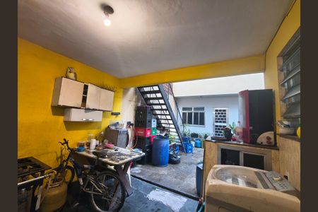 Casa para alugar com 240m², 5 quartos e 6 vagas