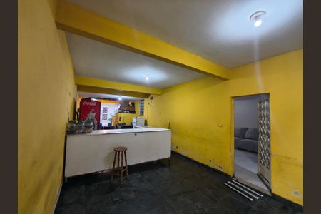 Casa para alugar com 240m², 5 quartos e 6 vagas