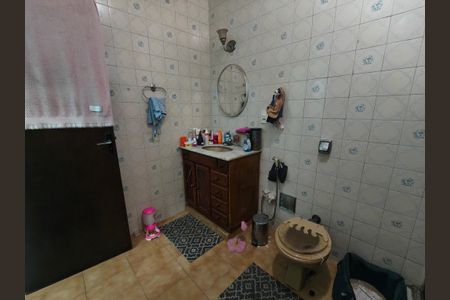 Casa para alugar com 240m², 5 quartos e 6 vagas