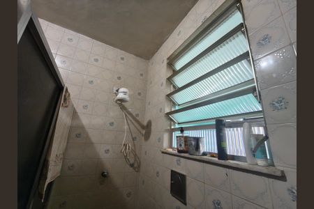 Casa para alugar com 240m², 5 quartos e 6 vagas