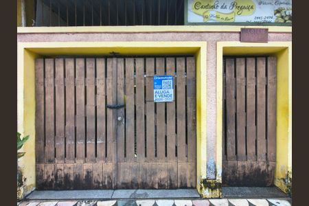 Casa para alugar com 240m², 5 quartos e 6 vagas