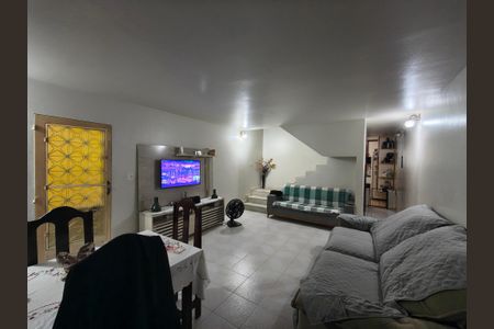 Casa para alugar com 240m², 5 quartos e 6 vagas