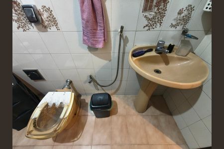 Casa para alugar com 240m², 5 quartos e 6 vagas