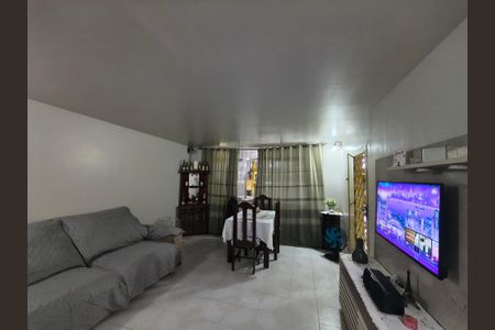 Casa para alugar com 240m², 5 quartos e 6 vagas