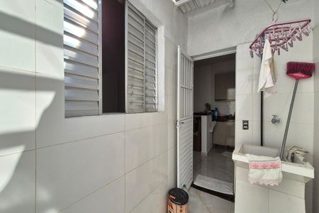 Casa para alugar com 60m², 2 quartos e sem vaga Casa para alugar com 60m², 2 quartos e sem vagaÁrea de Serviço