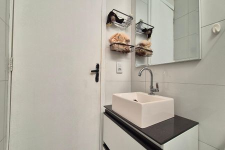 Casa para alugar com 60m², 2 quartos e sem vaga Casa para alugar com 60m², 2 quartos e sem vagaBanheiro