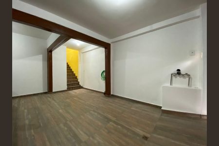 Casa à venda com 200m², 3 quartos e 2 vagas