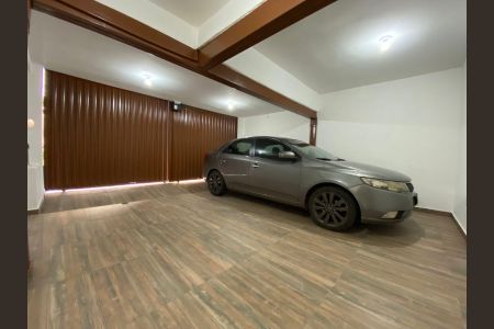 Casa à venda com 200m², 3 quartos e 2 vagas