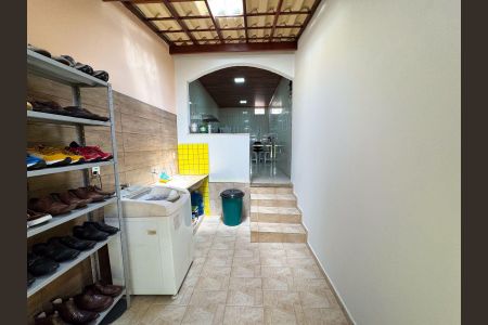 Casa à venda com 200m², 3 quartos e 2 vagas