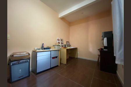 Casa à venda com 200m², 3 quartos e 2 vagas