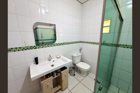 Casa à venda com 200m², 3 quartos e 2 vagas