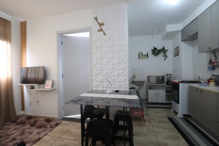 Sala de apartamento para alugar com 1 quarto, 32m² em Fazenda da Juta, São Paulo