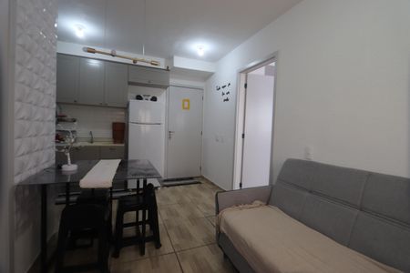 Sala de apartamento para alugar com 1 quarto, 32m² em Fazenda da Juta, São Paulo