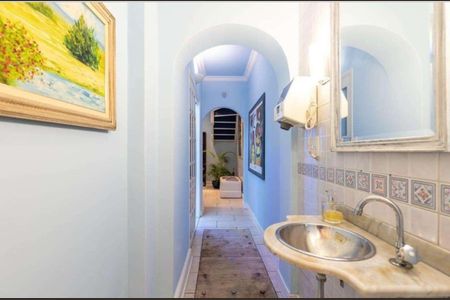 Casa à venda com 220m², 4 quartos e 4 vagas Casa à venda com 220m², 4 quartos e 4 vagasFoto 12