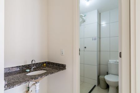 Apartamento para alugar com 36m², 2 quartos e sem vaga Apartamento para alugar com 36m², 2 quartos e sem vagaBanheiro