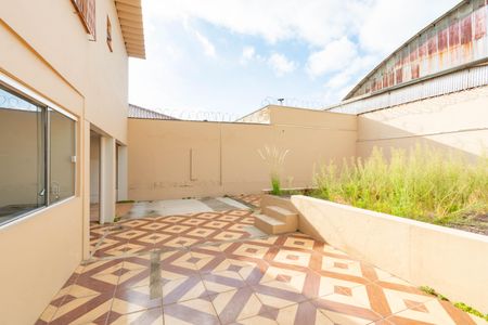 Casa para alugar com 120m², 3 quartos e 1 vaga