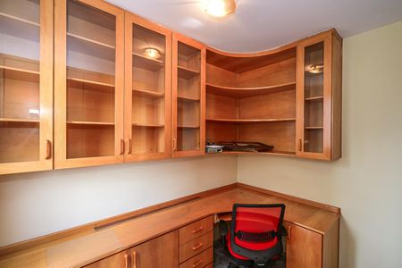 Quarto 1 de apartamento para alugar com 3 quartos, 75m² em Vila Sonia, São Paulo